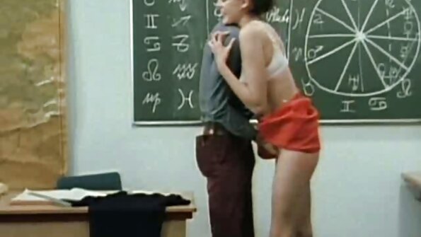 حورية لاتينا مع الثدي مرح facefucked افلام جنس عربي مجاني من قبل ثلاثة فحول