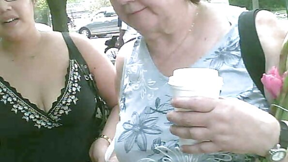 الفتاة تحتاج الرجل ليمارس الجنس مع افلام سكس مثيرة مترجم بوسها بجد والرجل يجعلها