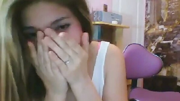 فاتنة لا يصدق يبتسم بسعادة عندما يمارس الجنس افلام قصص جنس بقوة