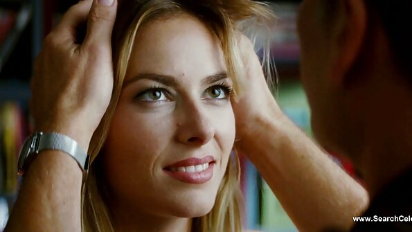 لطيف في سن المراهقة الروسية مع الثدي الطبيعية تظهر افلام سكس فيديو تركي سحر لها