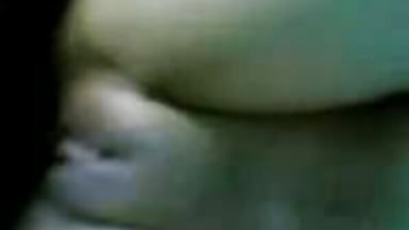 رجل يثقب سايا سونغ ذات افلام جنس مجانيه الثدى الصغير في مؤخرتها