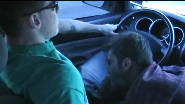 يفقد افلام جنس رومانسيه المراهقون الأبرياء العذرية بفضل زوجات الأمهات ذوي الخبرة