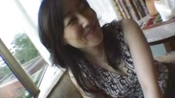 فتاة حبر مغرمة بالجنس القاسي لذا فهي مملوكة لرجل تحميل افلام جنس مترجمة أصلع